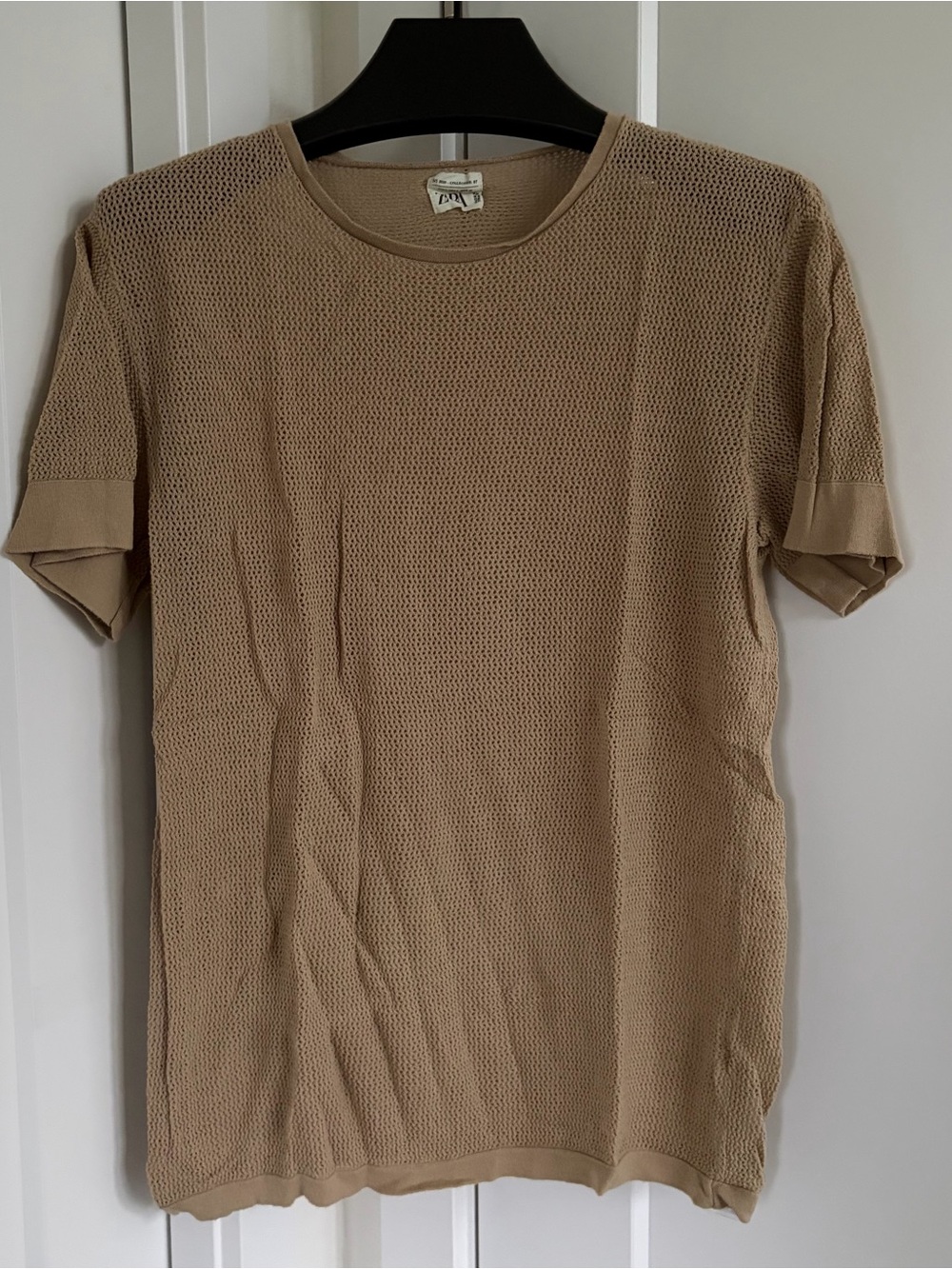 Zara Men’s Open-Knit Short Sleeve Mesh Tee - Beige